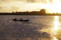 pirogue couché soleil